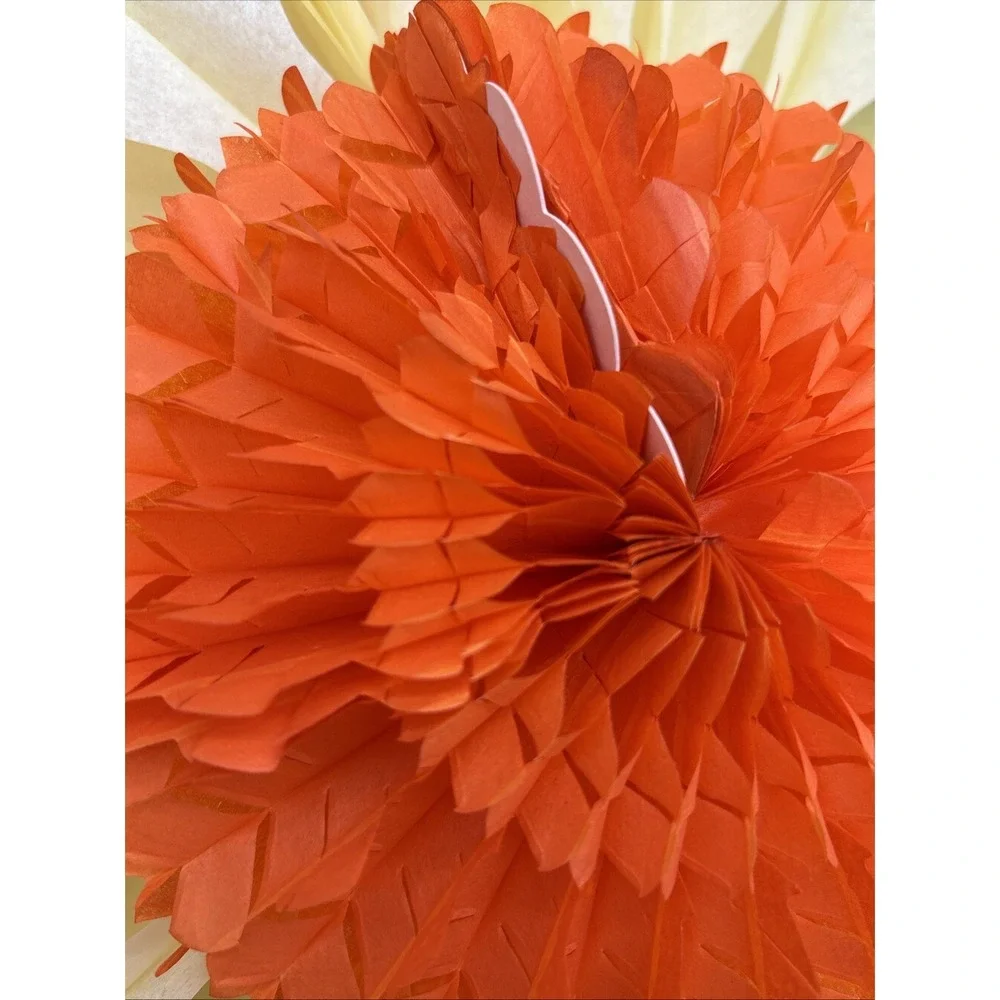 vintage Hallmark Plans-a-Party Daisy  flower centerpiece Honeycomb 1970